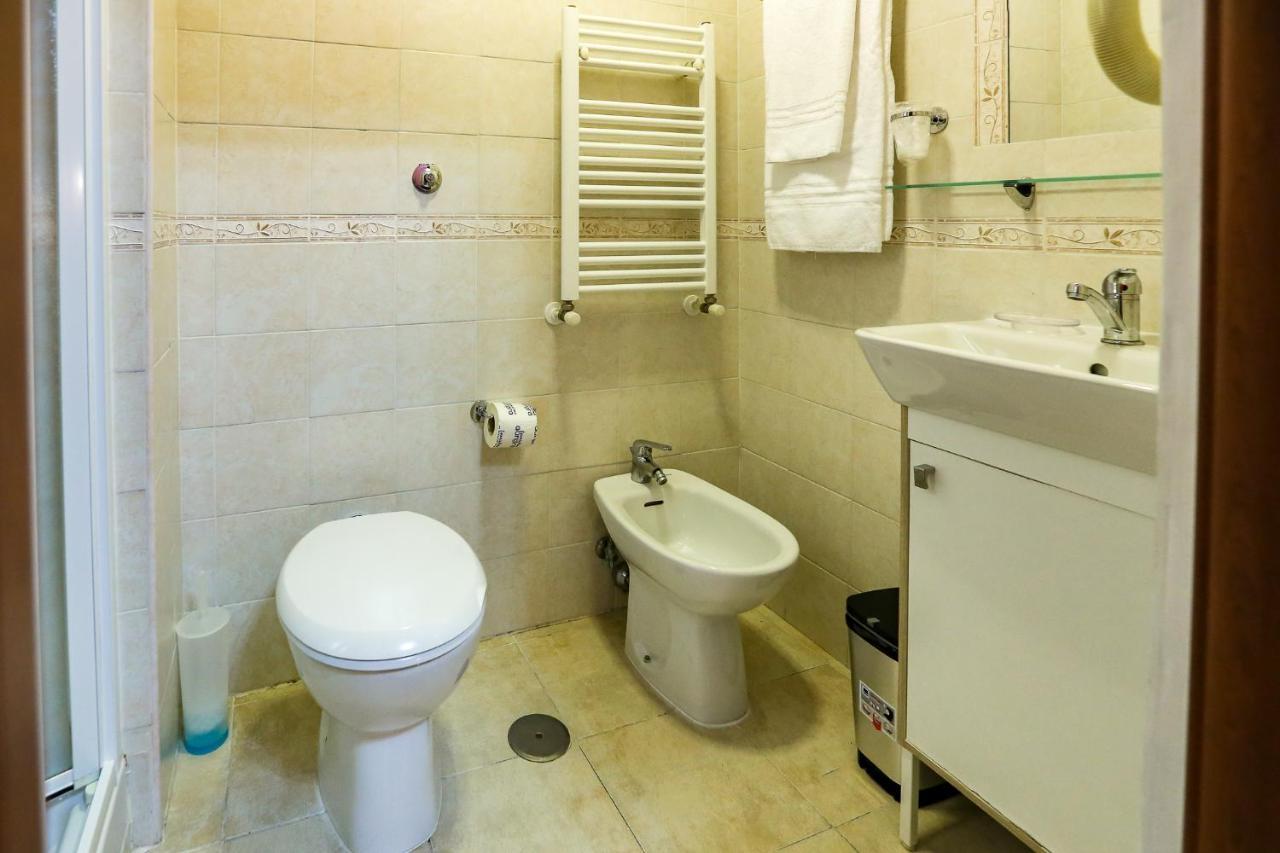 Lydka Domus Hotell Rom Exteriör bild